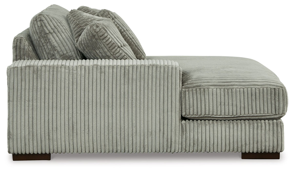 Lindyn - Sectional by Unique Piece Furniture