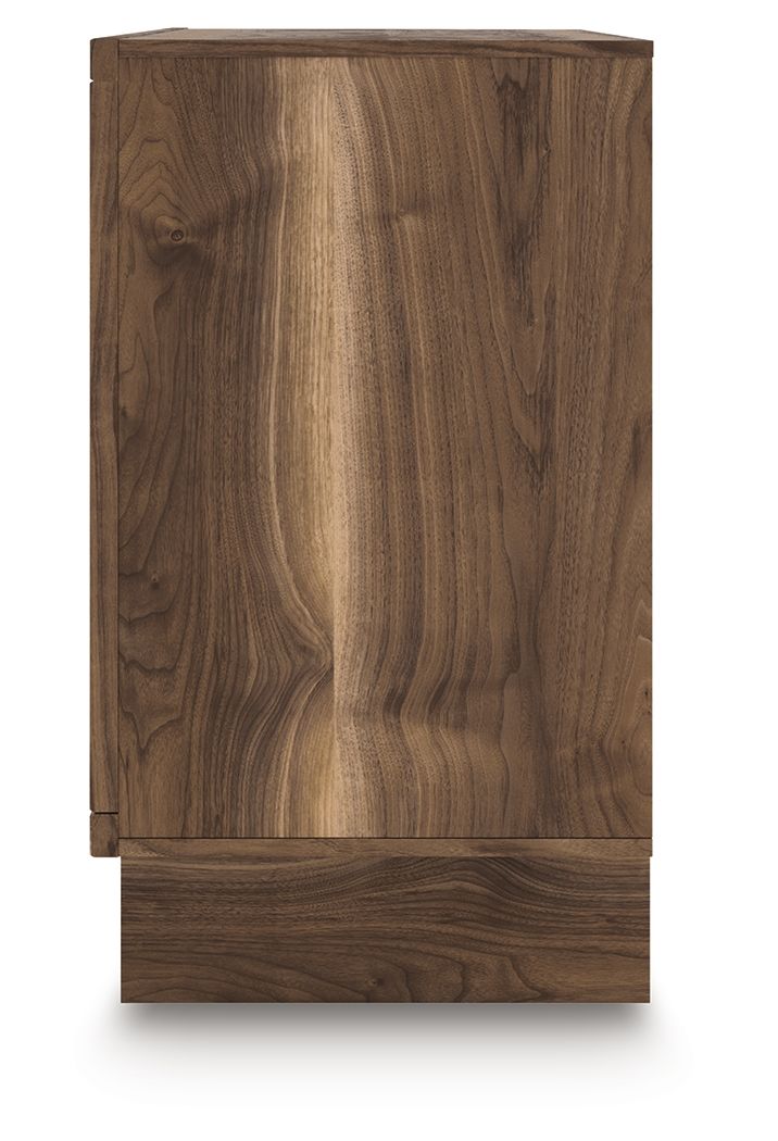 Chirason - Six Drawer Dresser - Brown by Unique Piece Furniture