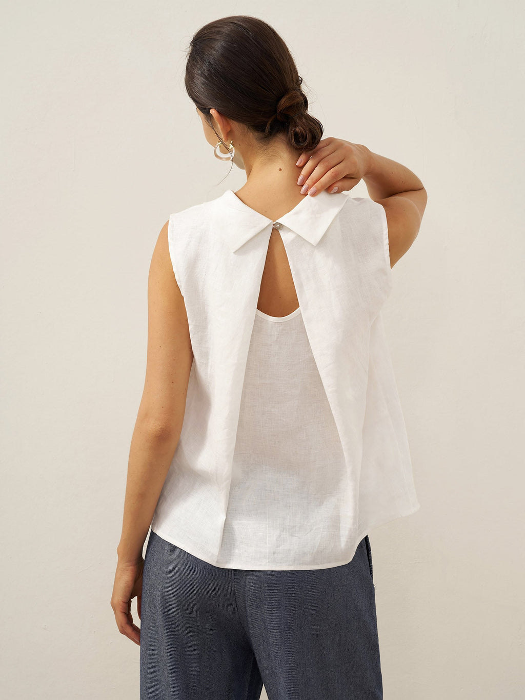 100% Linen Structured Collar Sleeveless Blouse BLAIR by LINTICO