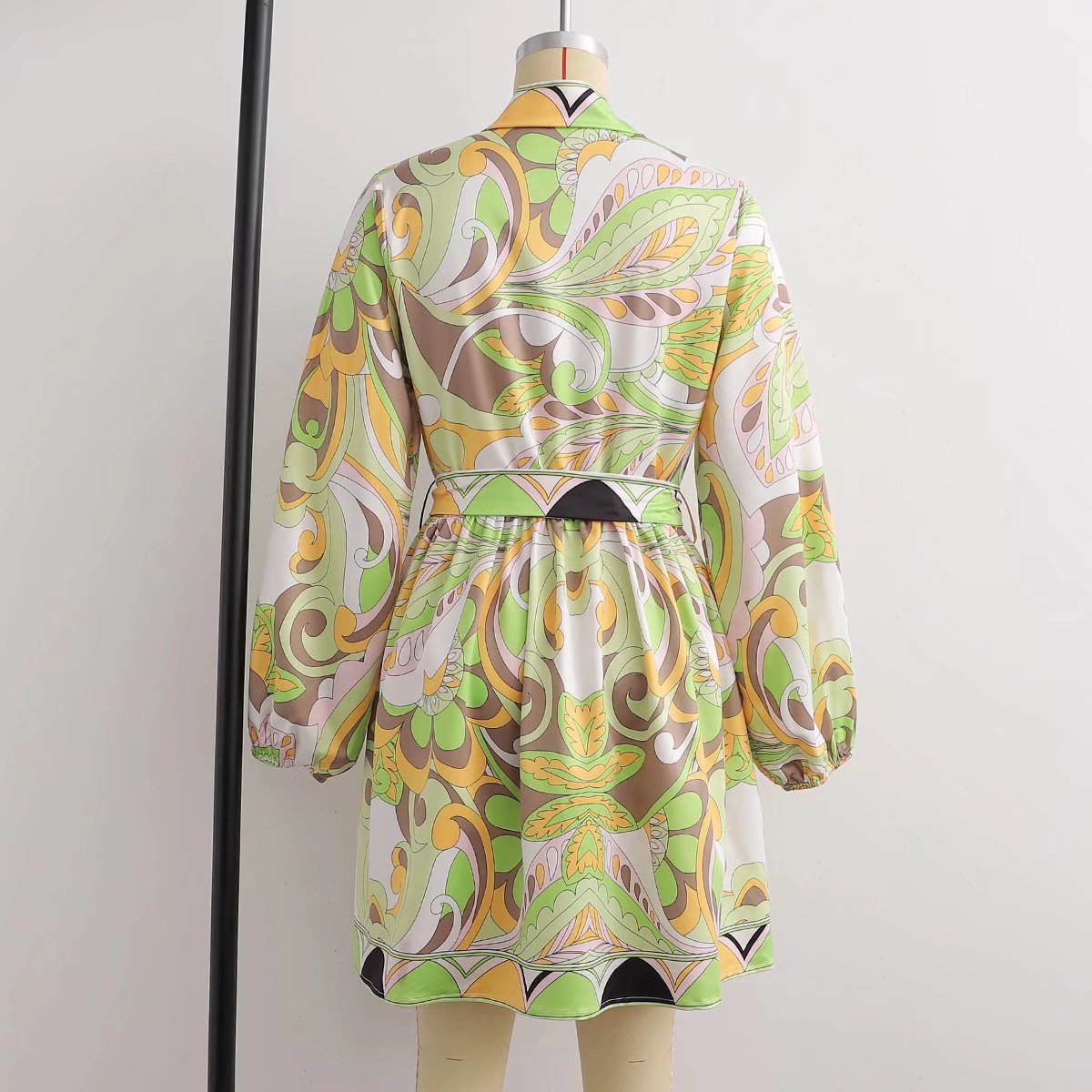 Sources Vintage Printed V neck Waist Controlled Long Sleeves Mid Length Dress Spring Summer Plus Size Slimming Dress by Ragazza