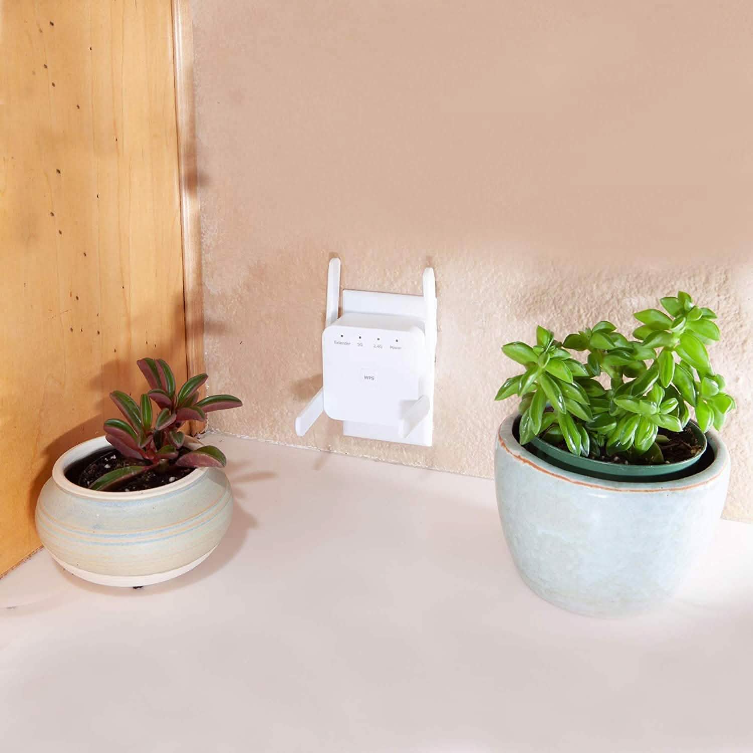 1200Mbps WiFi Range Extender by DailySale