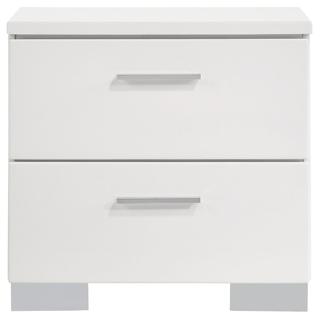 Felicity 4-piece Queen Bedroom Set White High Gloss by Unique Piece Furniture
