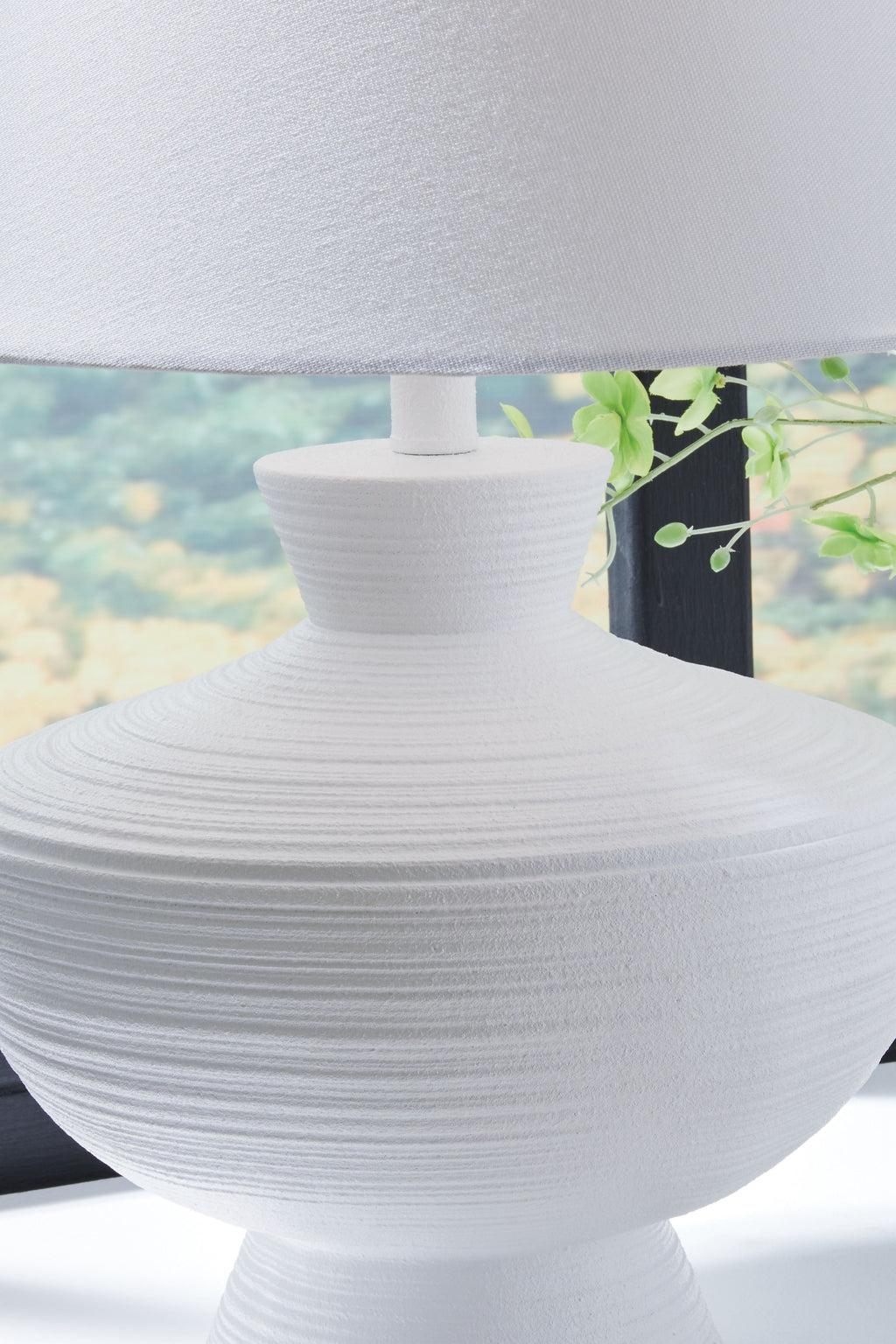 Harelwood - Poly Table Lamp - White by Unique Piece Furniture