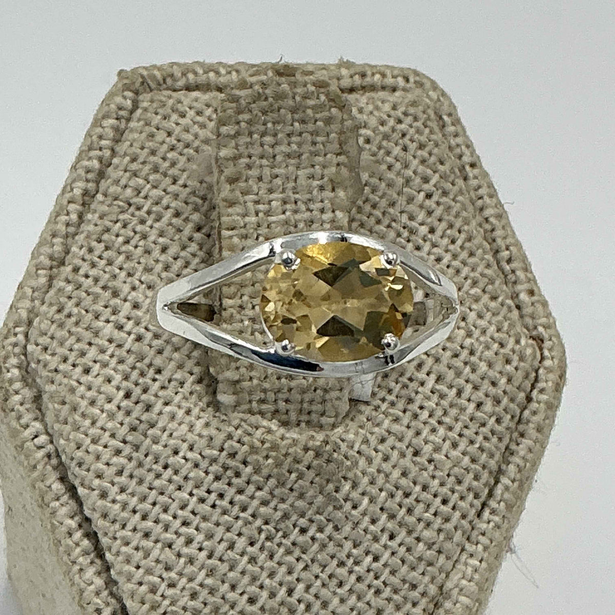Sterling Silver Oval Citrine V Frame Ring – Size 8 – Abundance, Clarity & Confidence by Sacred Crystals