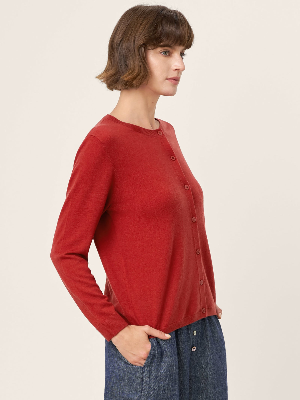 100% Extra-Fine Merino Wool Buttoned Knit Cardigan CAYLA by LINTICO
