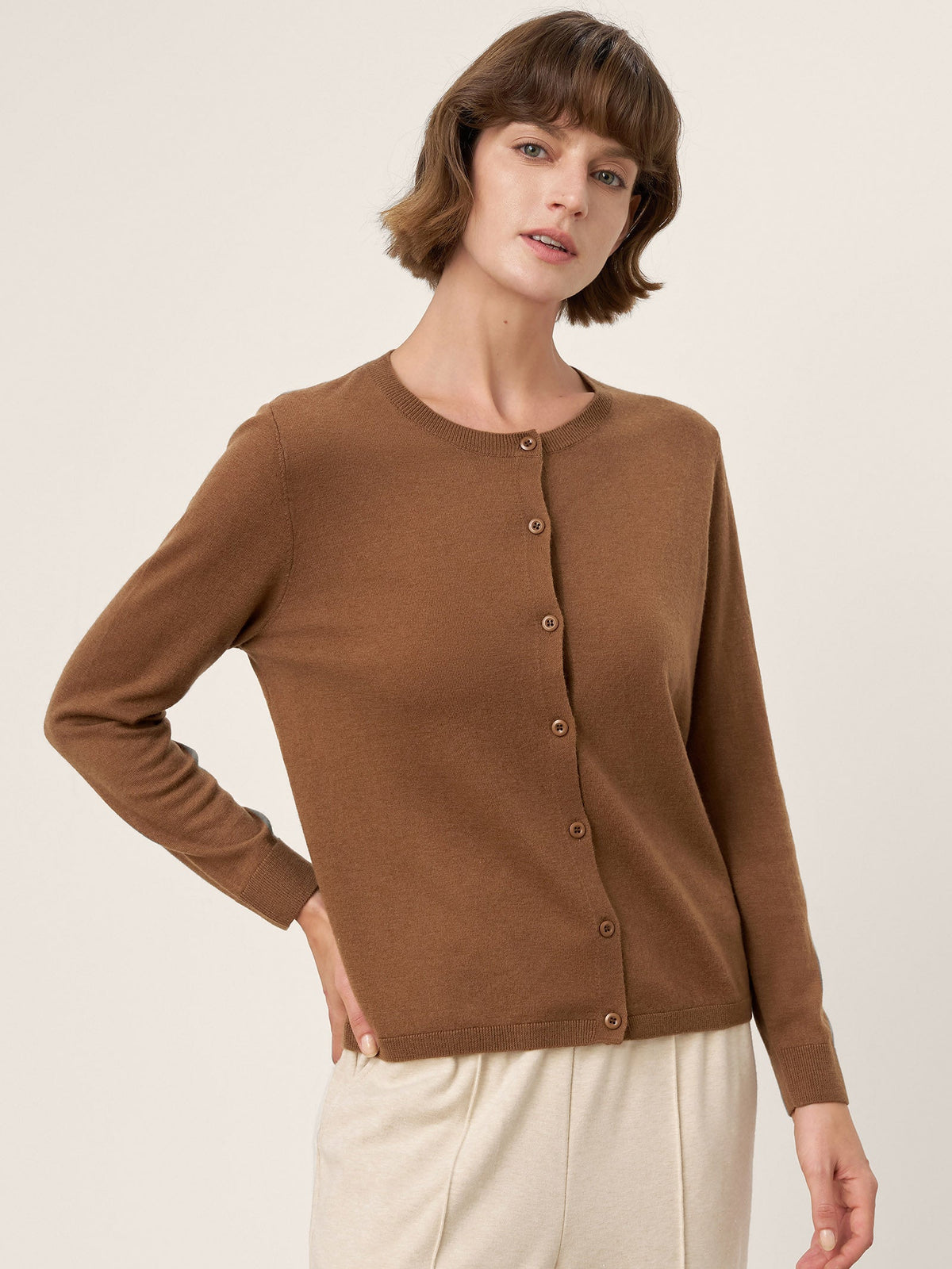100% Extra-Fine Merino Wool Buttoned Knit Cardigan CAYLA by LINTICO