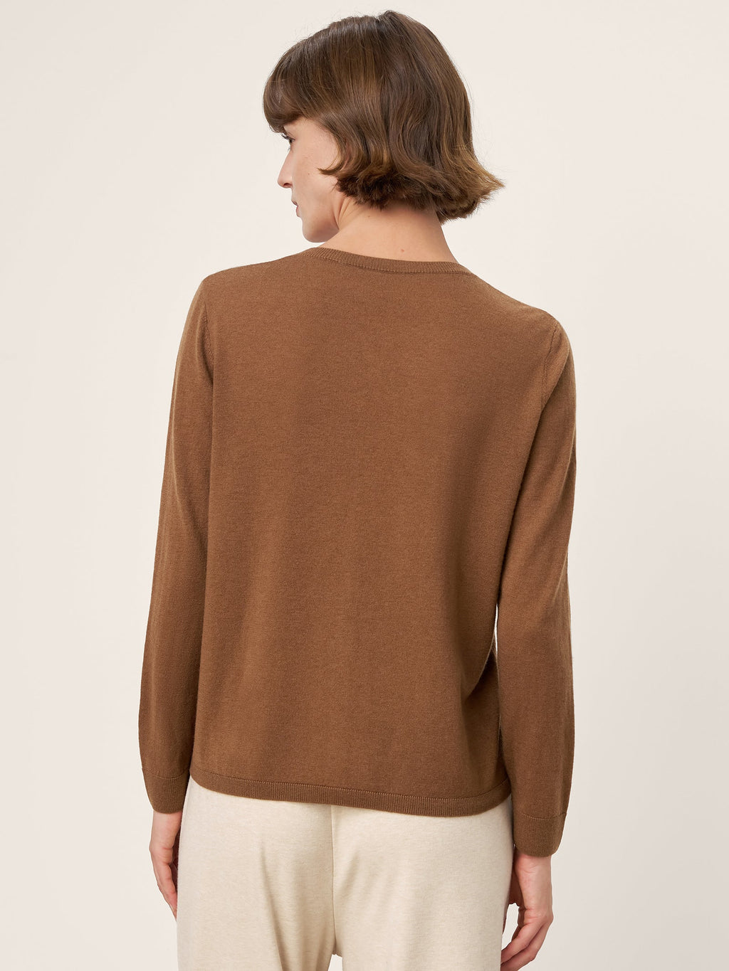 100% Extra-Fine Merino Wool Buttoned Knit Cardigan CAYLA by LINTICO