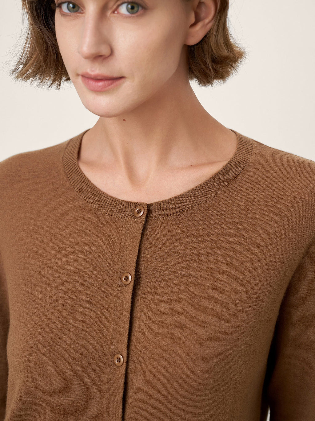 100% Extra-Fine Merino Wool Buttoned Knit Cardigan CAYLA by LINTICO