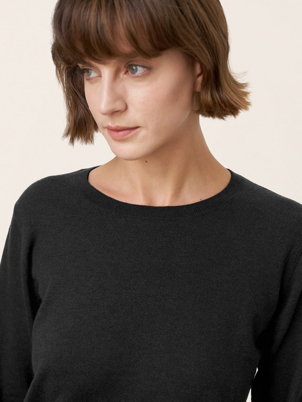 100% Extra-Fine Merino Wool Essential Crew Neck Knit Sweater BRIDGET by LINTICO