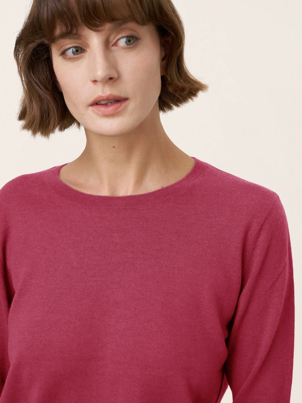 100% Extra-Fine Merino Wool Essential Crew Neck Knit Sweater BRIDGET by LINTICO
