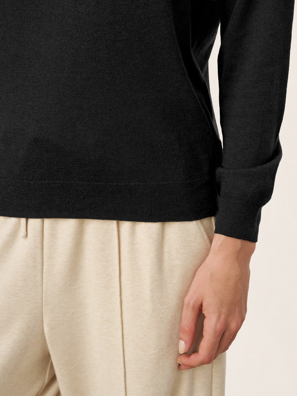 100% Extra-Fine Merino Wool Essential Crew Neck Knit Sweater BRIDGET by LINTICO