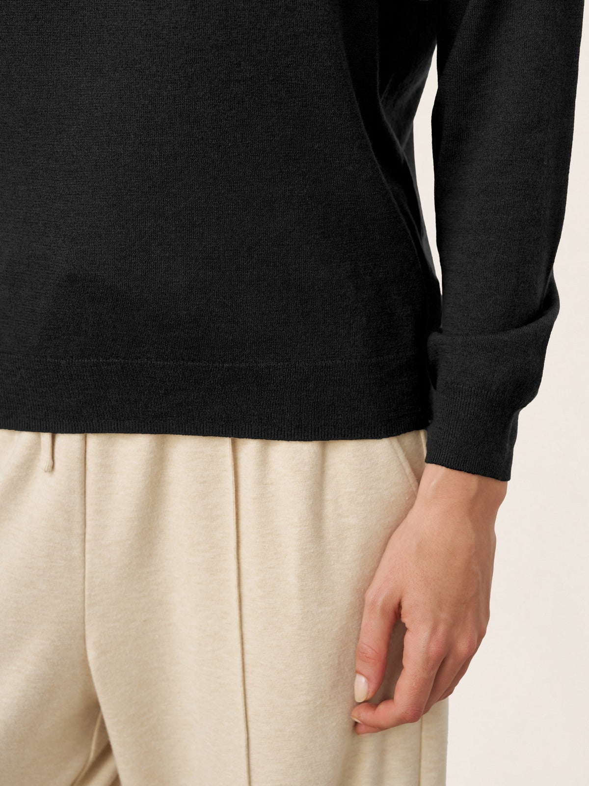 100% Extra-Fine Merino Wool Essential Crew Neck Knit Sweater BRIDGET by LINTICO