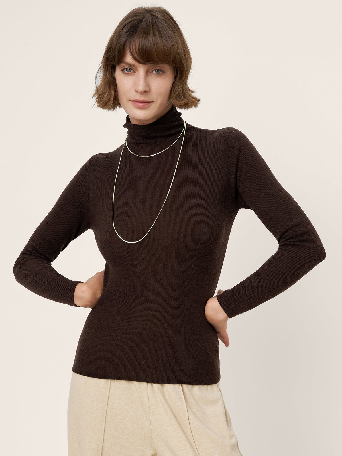 100% Extra-Fine Merino Wool Turtleneck Knit Sweater JOLENE by LINTICO