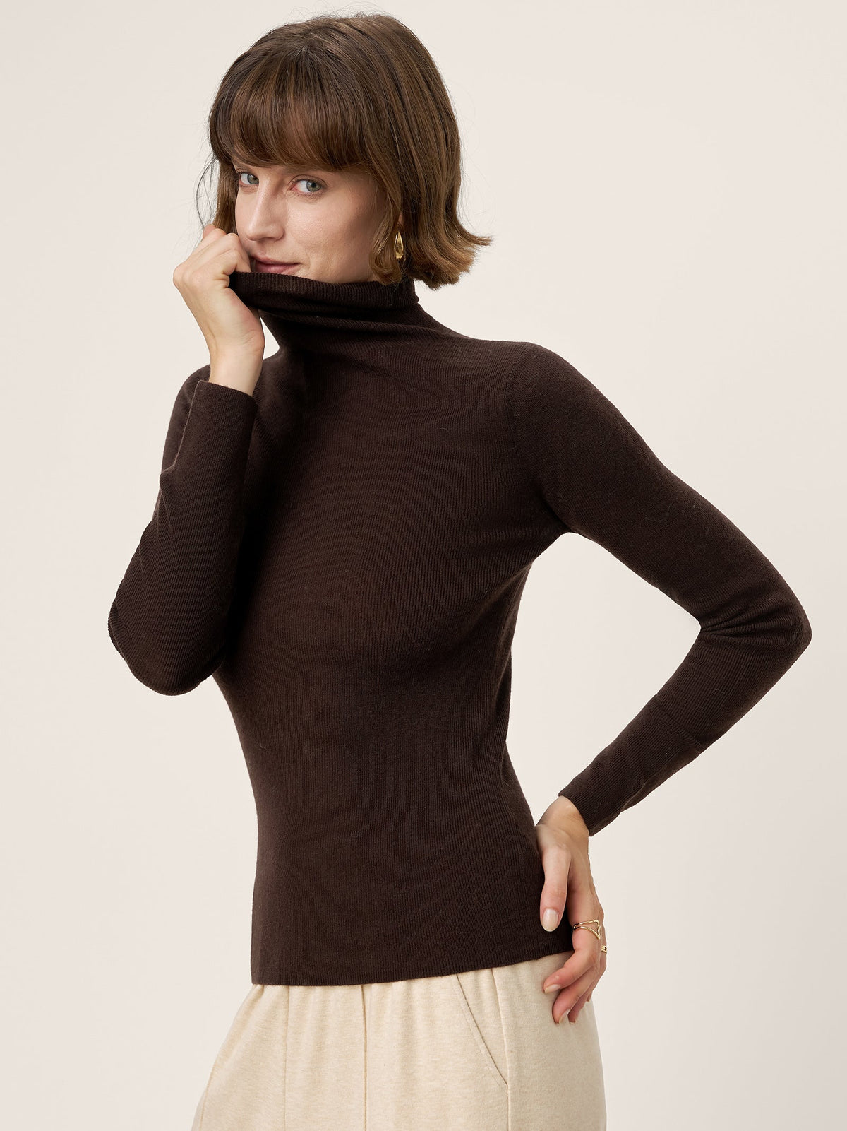 100% Extra-Fine Merino Wool Turtleneck Knit Sweater JOLENE by LINTICO