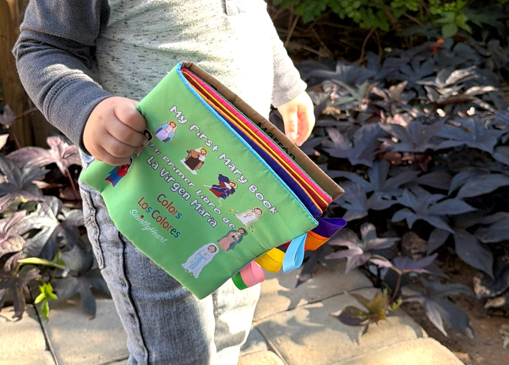 My First Mary Book: Colors / Mi primer libro de la Virgen María: Los Colores by Saintly Heart