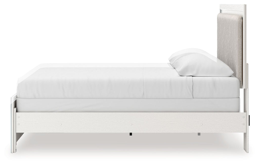 Zuraleus - Upholstered Panel Bed by Unique Piece Furniture