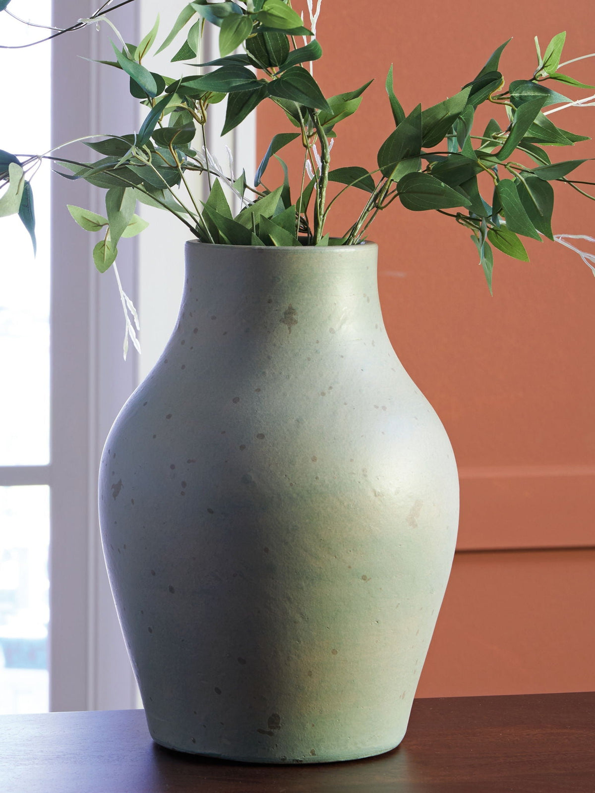 Baychester - Vase by Unique Piece Furniture