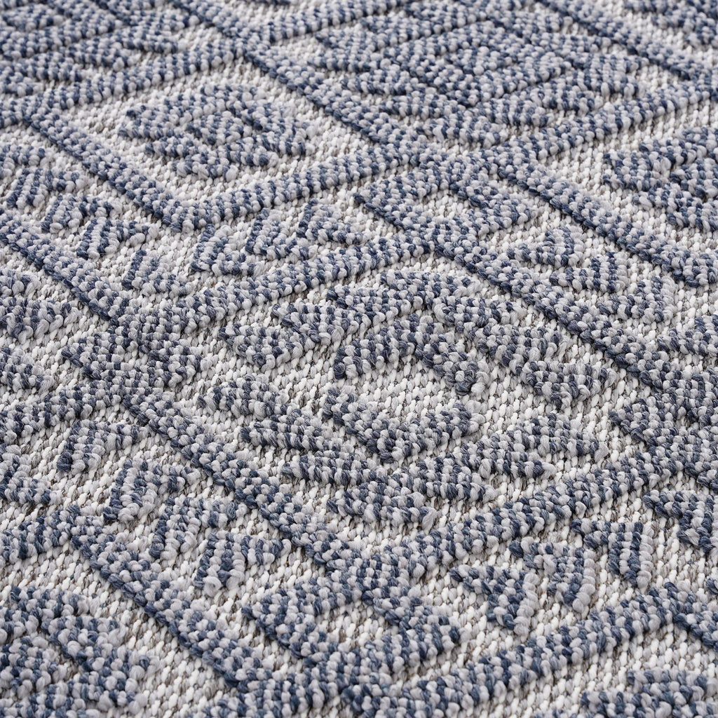 Guros - Traditional Indoor / Outdoor Area Rug by Unique Piece Furniture