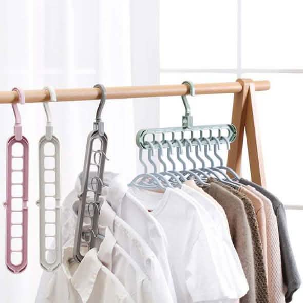 4-Pack: Magic Folding Hanger by DailySale