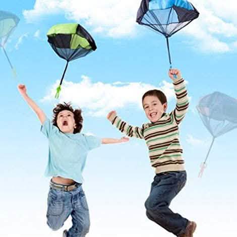 4-Pack: Tangle Free Throwing Toy Parachute by DailySale