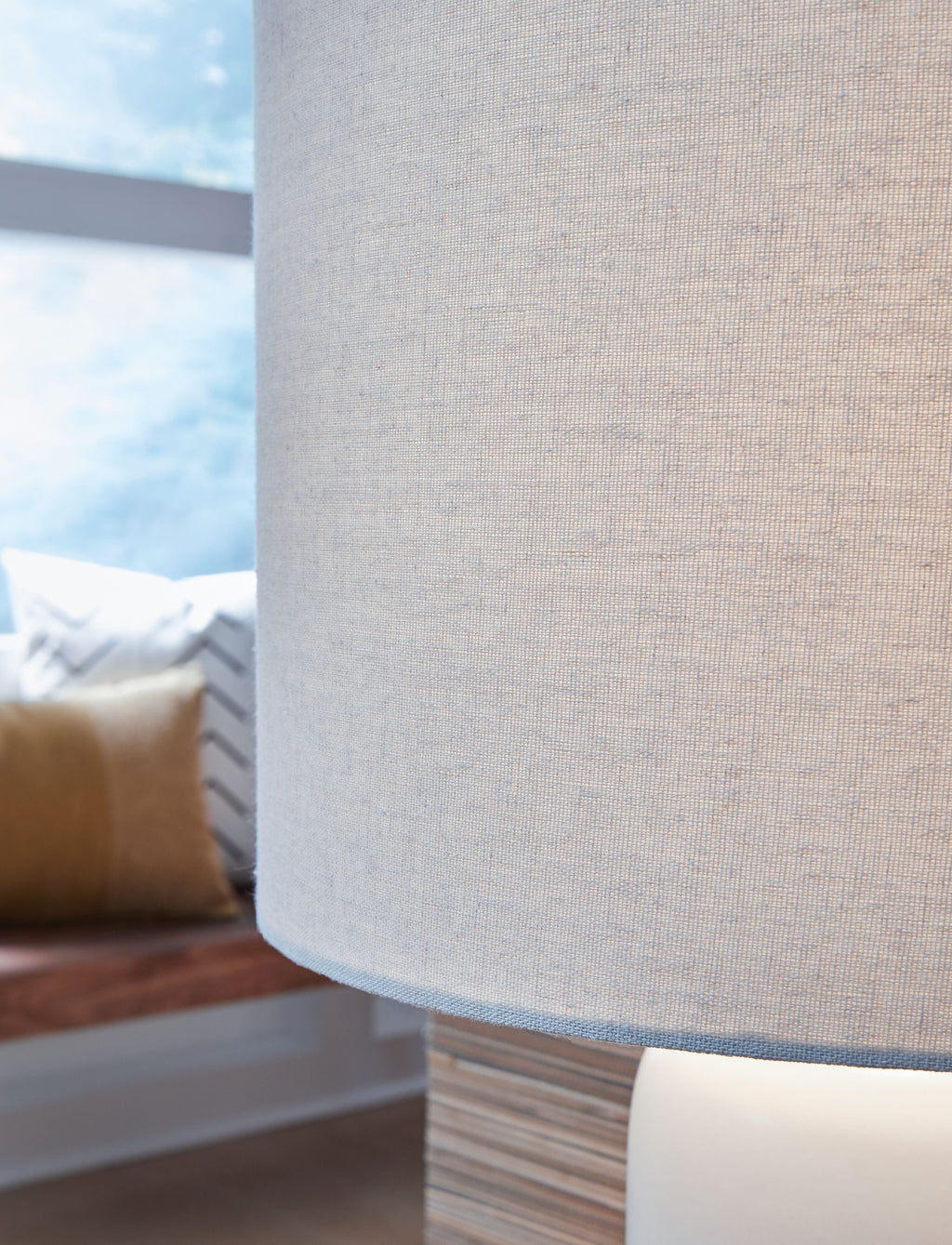 Lemrich - Ceramic Table Lamp - White by Unique Piece Furniture