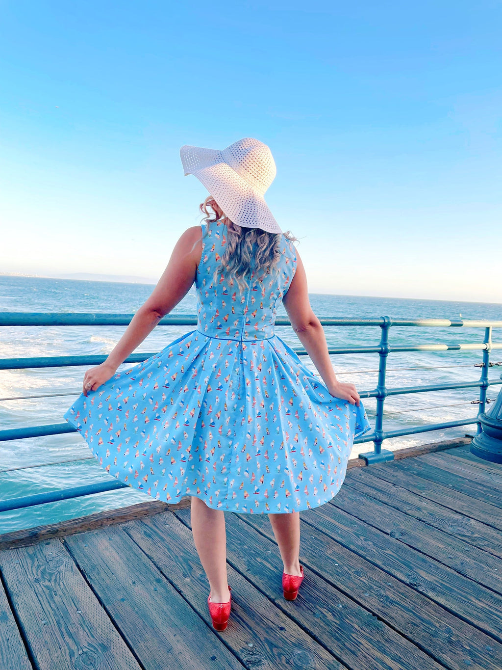 Elizabeth Dress in Windsurfer by Retrolicious