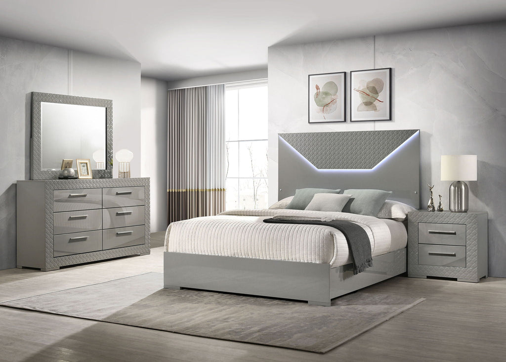 Ives 4-piece Queen Bedroom Set Grey High Gloss by Unique Piece Furniture