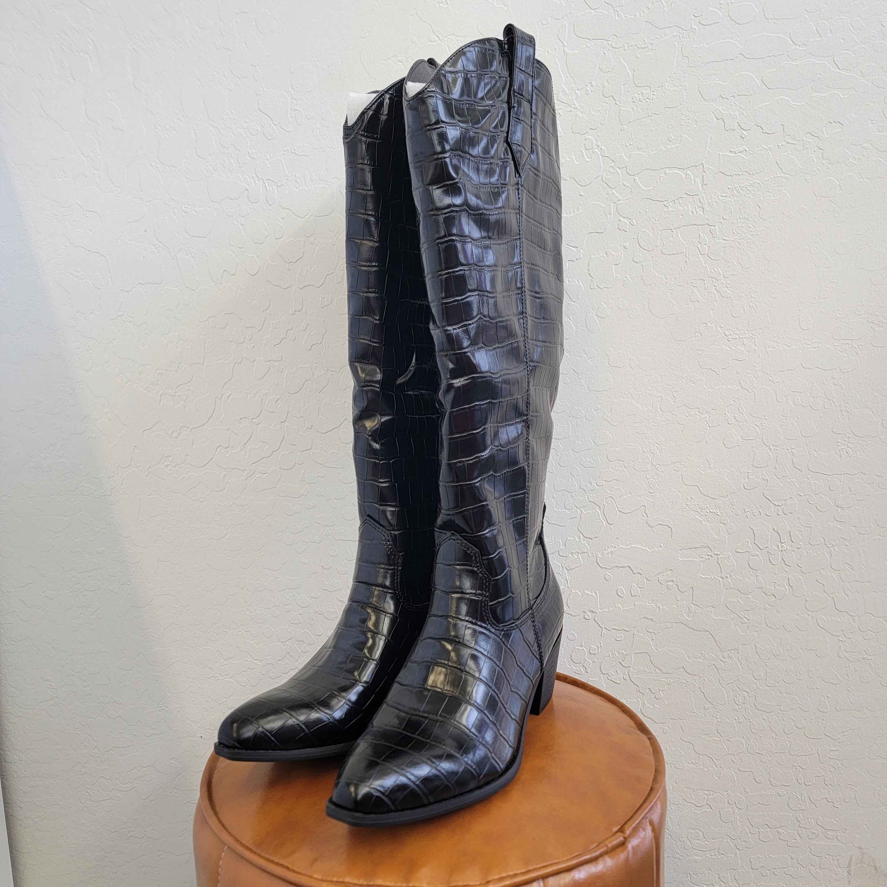 SunStone Shoe Size 9 Black Boots by Sweet Repeats