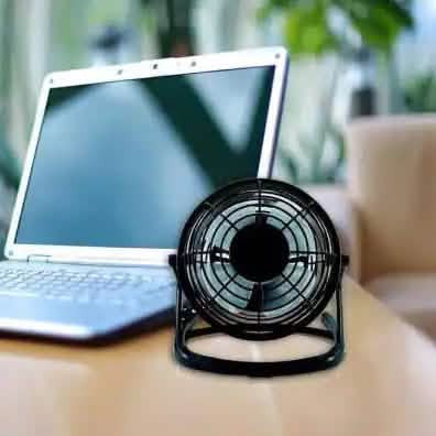 5-Inch USB Personal Desk Fan by DailySale