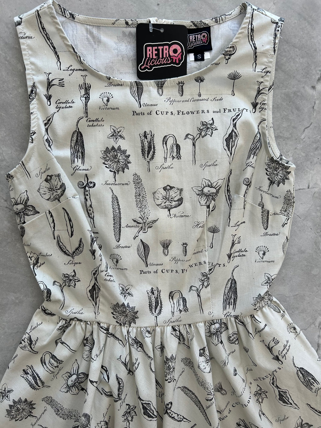 Flower Parts Vintage Dress by Retrolicious