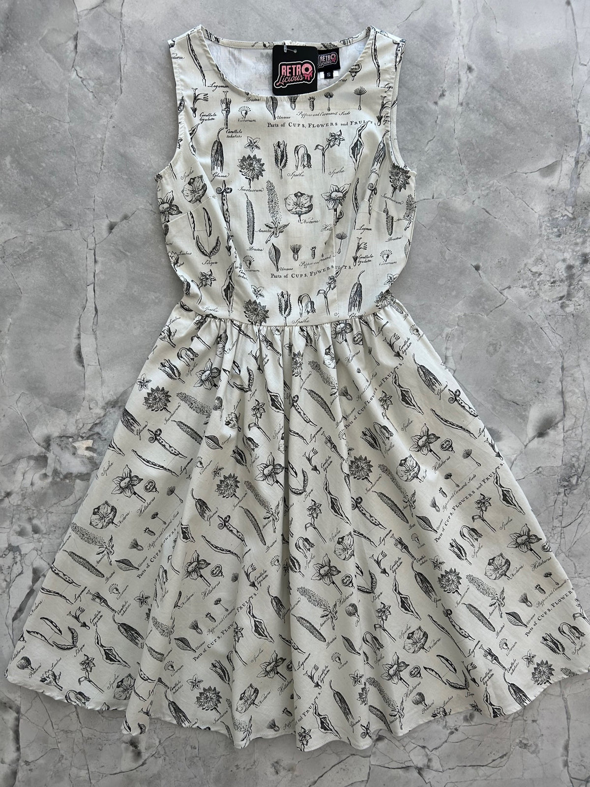Flower Parts Vintage Dress by Retrolicious