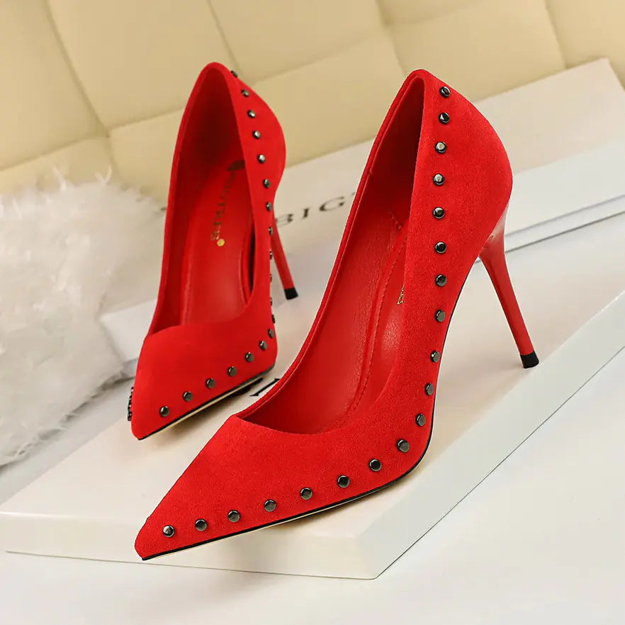 Vintage Women's High Heels with Pointed Toe and Studs by Trendy Attic Store01