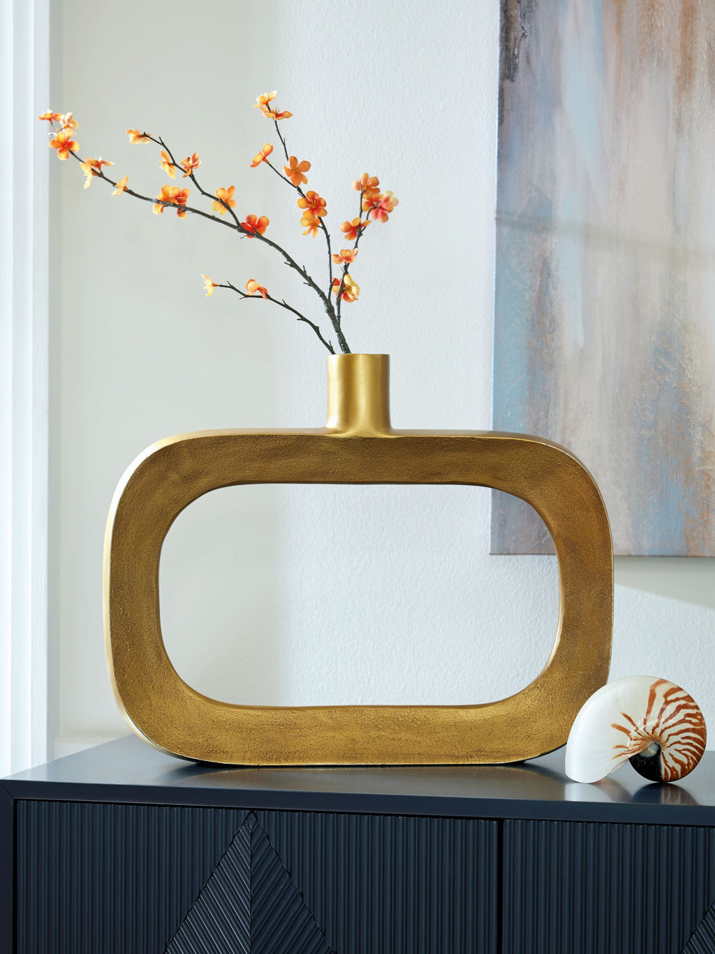 Lawtonville - Vase by Unique Piece Furniture