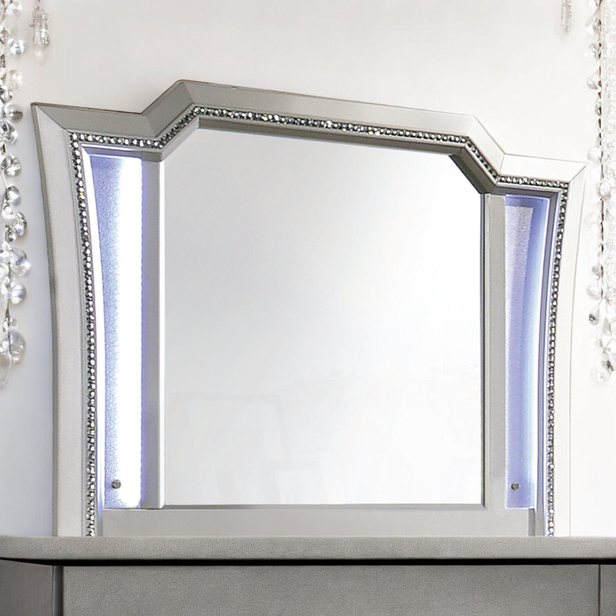 Kaitlyn - Mirror With LED by Unique Piece Furniture