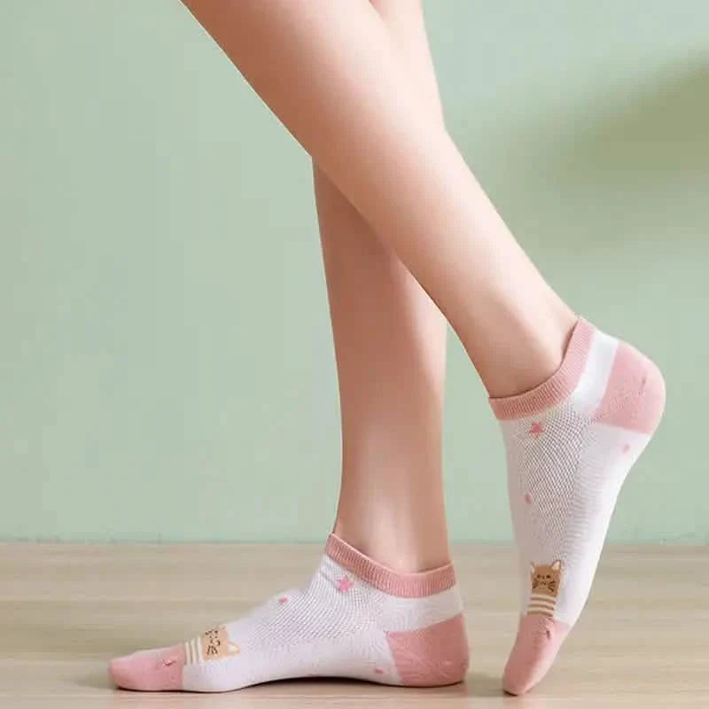 5-Pairs: Pink Kitty Crew Socks by DailySale