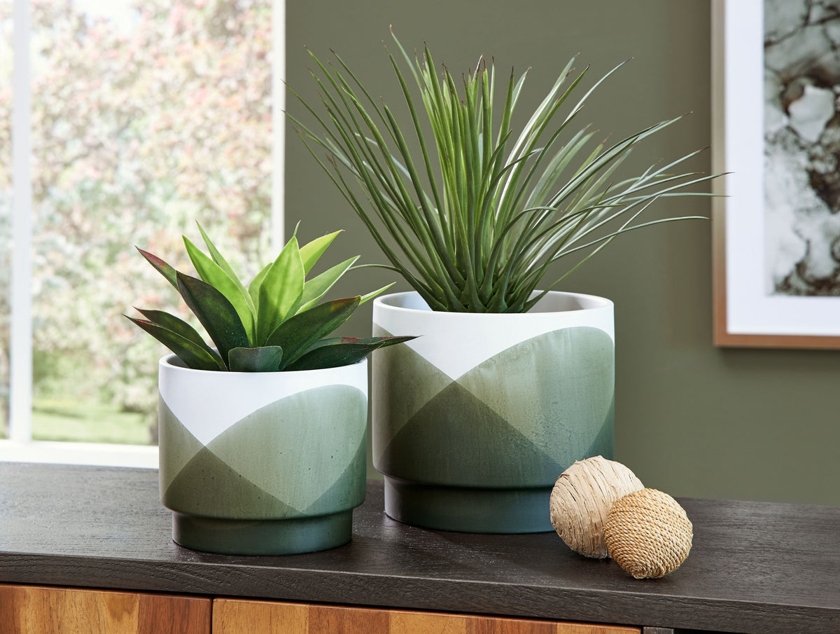 Ardenridge - Planter Set (Set of 2) - Green / White by Unique Piece Furniture