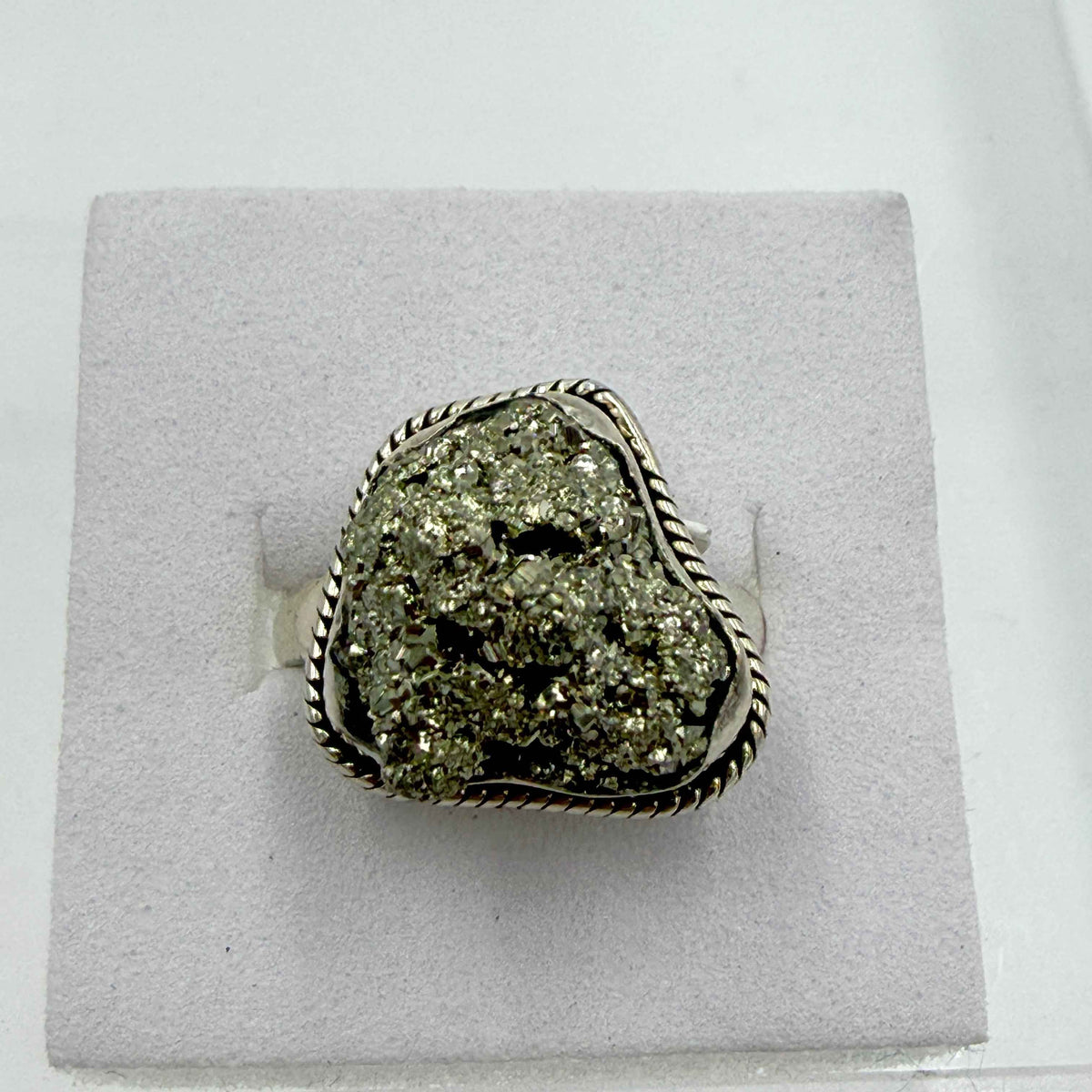 Sterling Silver Freeform Pyrite Rope-Edge Ring – Size 8 – Protection, Confidence & Grounding by Sacred Crystals