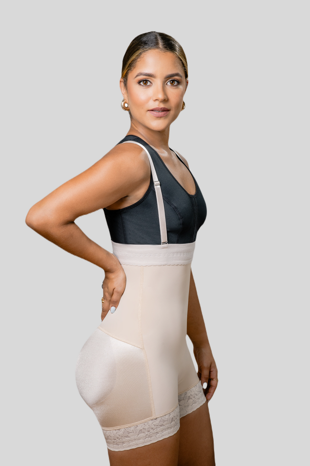 Open-Bust Strapless Short Body Shapewear by Vedette Store