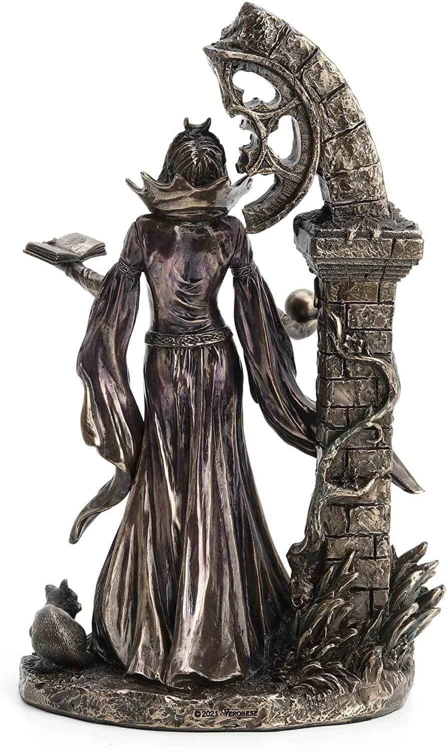 Aradia, Queen of the Witches  Figurine