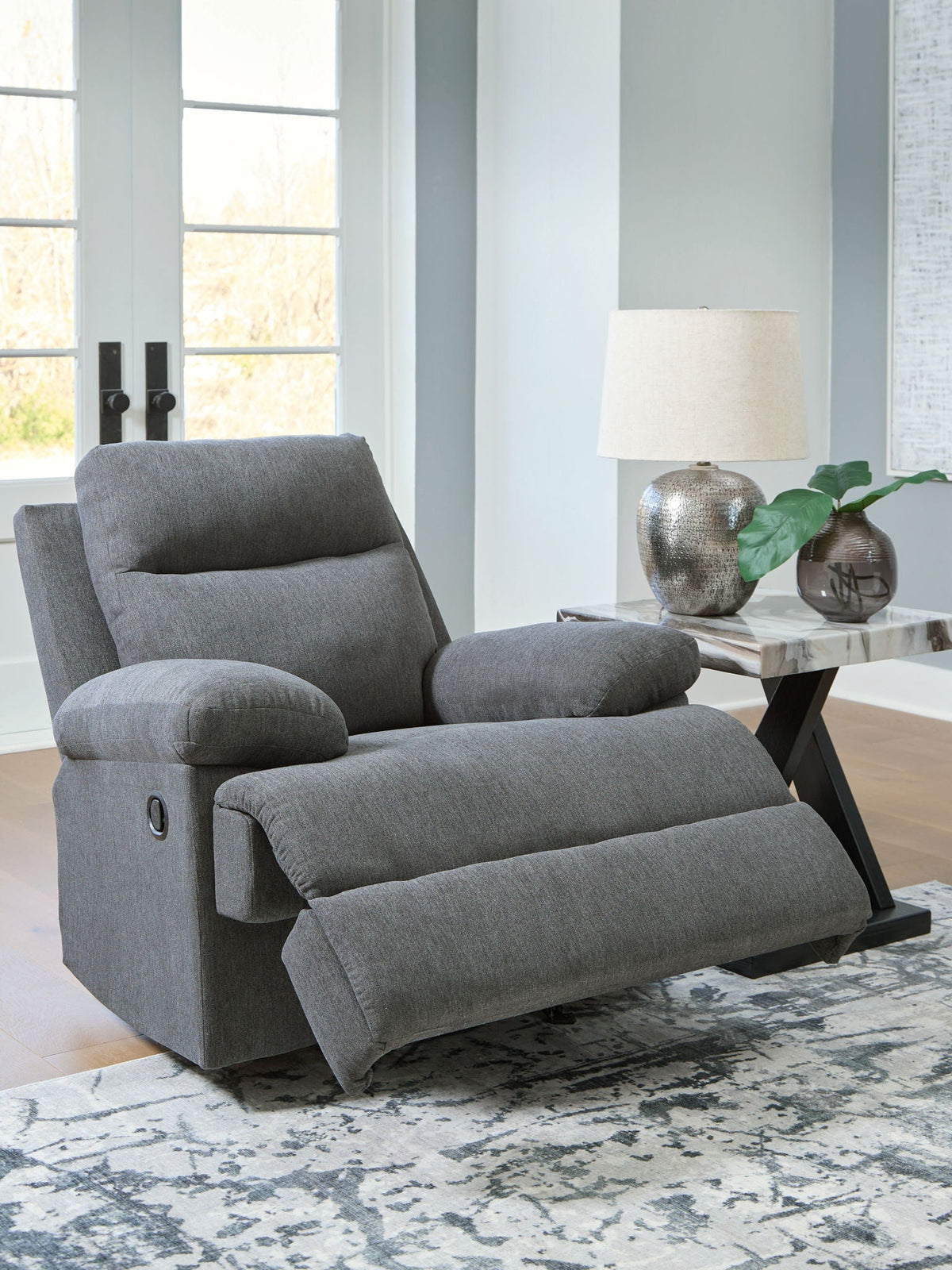 Side-Swipe - Rocker Recliner by Unique Piece Furniture