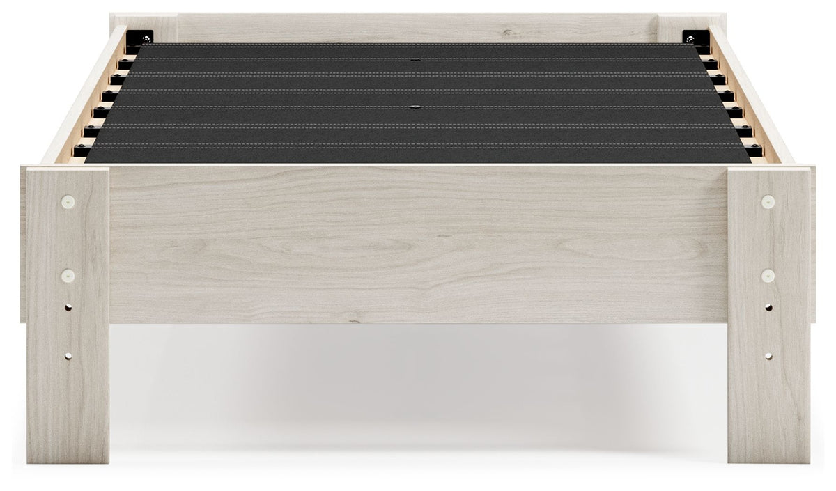 Socalle - Platform Bed by Unique Piece Furniture