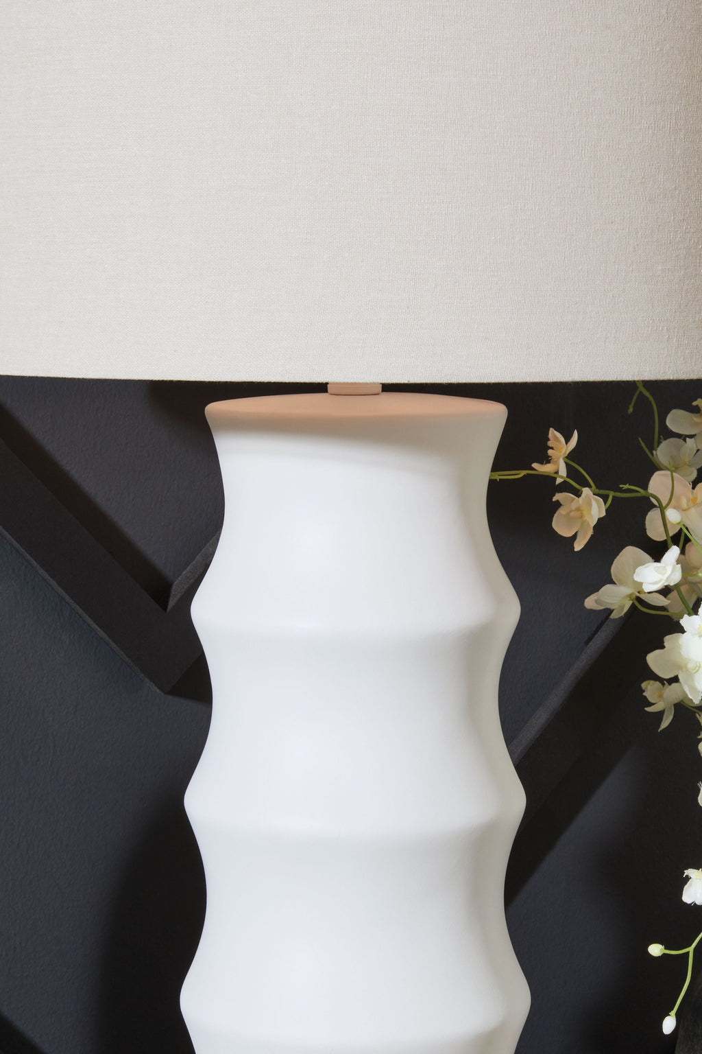 Veraleigh - Poly Lamp by Unique Piece Furniture