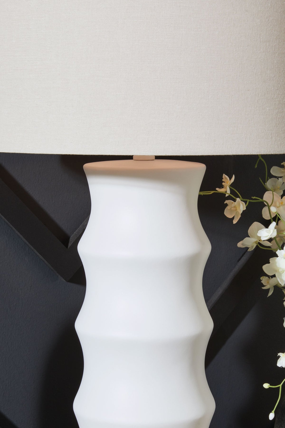 Veraleigh - Poly Lamp by Unique Piece Furniture