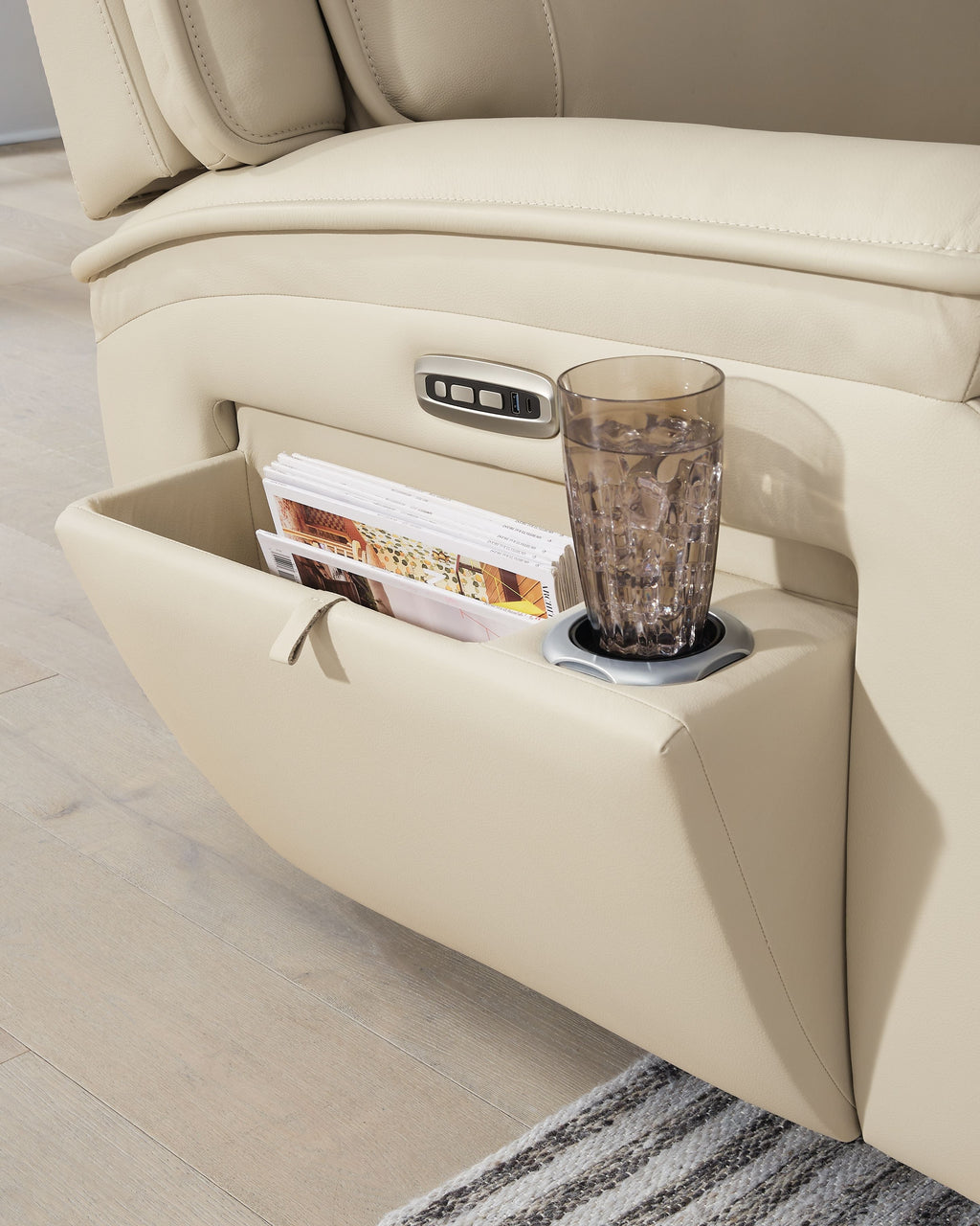 Double Deal - Reclining Sectional by Unique Piece Furniture