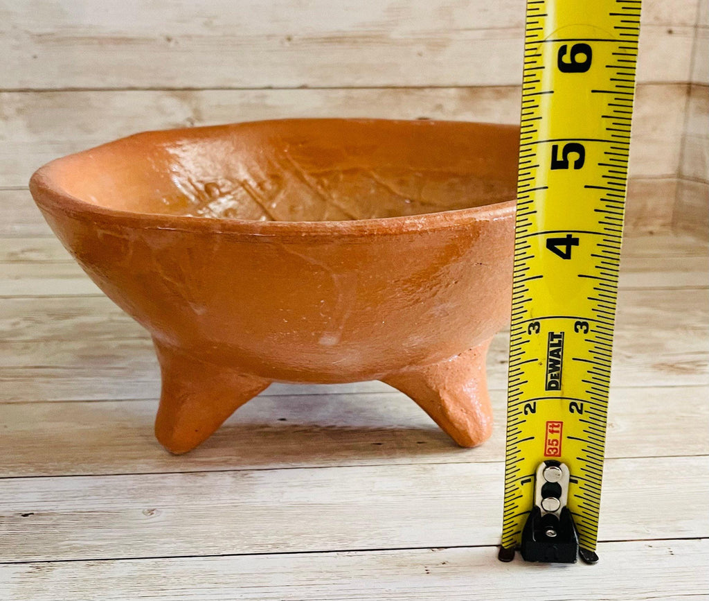 Authentic Mexican Molcajete with Spoon Molcajete Mexicano de Barro con Cuchara by Chica Mexico