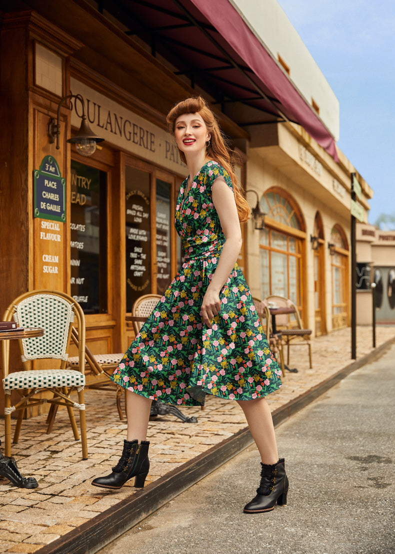 Floral Greta Dress by Retrolicious