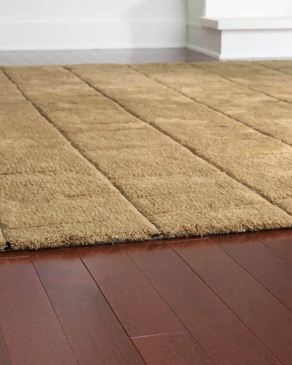 Luzmont - Rug by Unique Piece Furniture