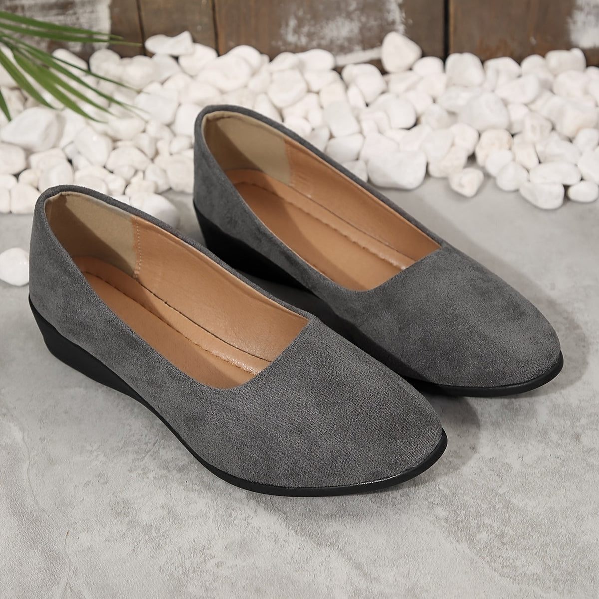 Elegant Low Heels Cushioned Non Slip Versatile Shoes by Trendy Attic Store01