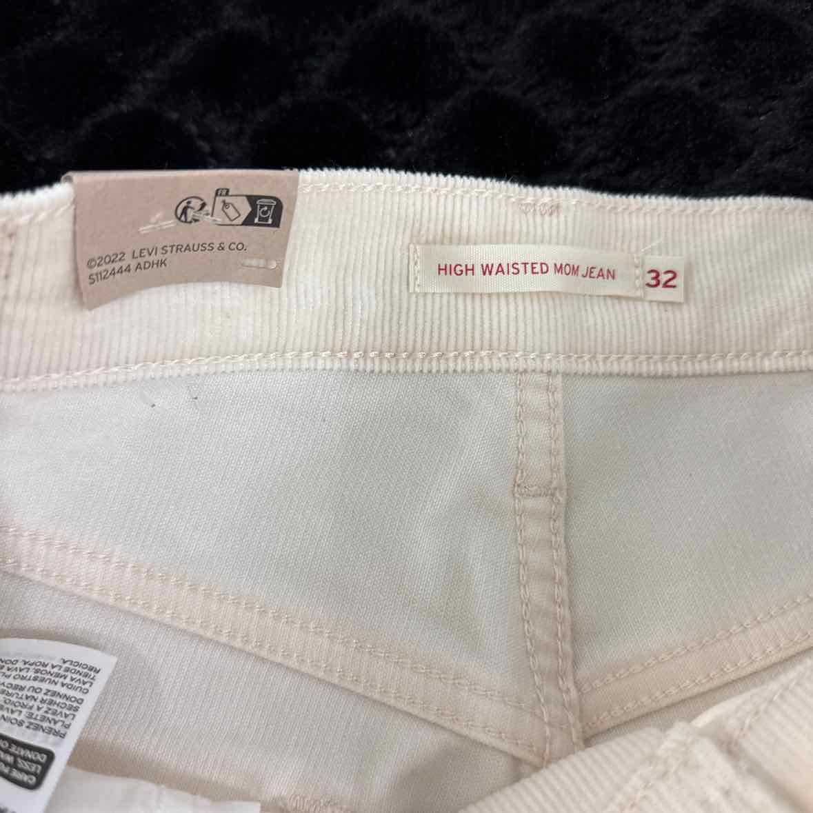Levi Size 32 X 27 Cream Corduroy High Waisted Mom Jeans Pants by Sweet Repeats