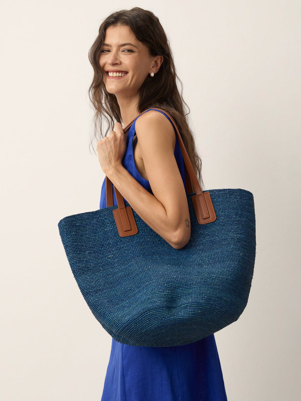 Handwoven Raffia Tote Bag With Leather Handles by LINTICO